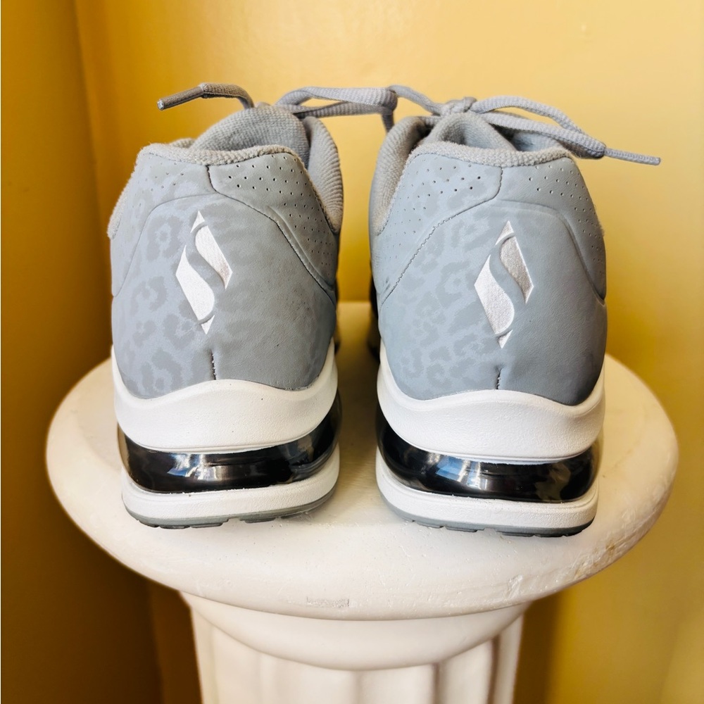 Skechers Women’s Gray Leopard Print Air Cushion Sneakers - Picture 5 of 11